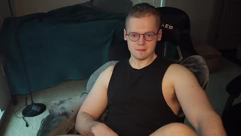 doloresman online show from April 2, 12:08 am