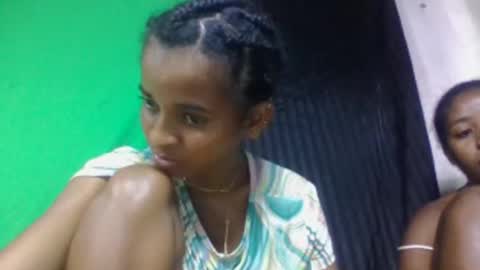 doloresslu online show from March 1, 9:33 am