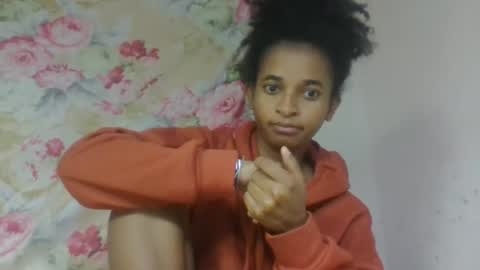 doloresslu online show from April 16, 8:04 am