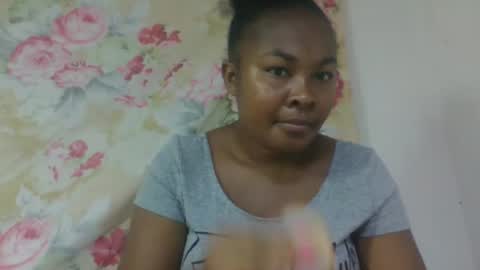 doloresslu online show from April 21, 9:37 am