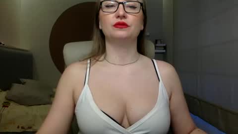 DOM MUMMY online show from February 27, 6:29 am