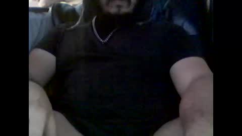 Snapshot of domanarchist chatting on December 22, 11:20 pm Sullyboyx online show from December 22, 11:20 pm