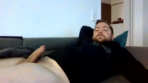 Snapshot of dombio_12 chatting on October 11, 11:20 am dombio_12 online show from October 11, 11:20 am