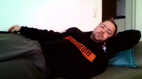 dombio_12 online show from November 16, 1:28 pm