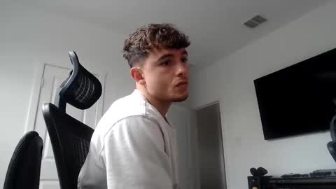 Dom online show from October 27, 6:01 pm