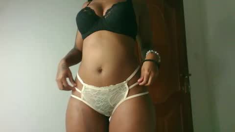 Amarie noels online show from November 11, 8:31 pm