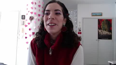 Snapshot of domenica_dos_ouros chatting on June 8, 12:49 pm sweet domme online show from June 8, 12:49 pm