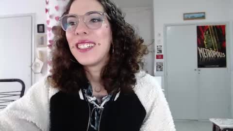 Snapshot of domenica_dos_ouros chatting on June 13, 7:01 pm sweet domme online show from June 13, 7:01 pm