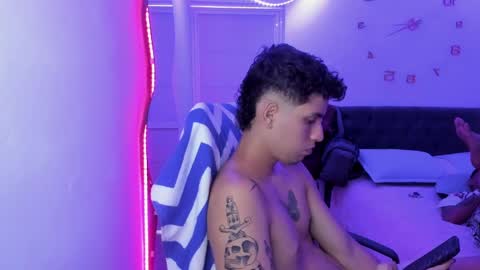 Snapshot of domi_master chatting on December 9, 8:33 pm MASTER online show from December 9, 8:33 pm