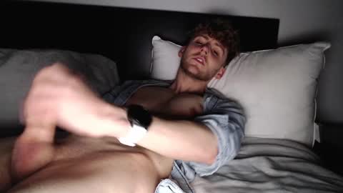 Snapshot of dominantalex182 chatting on December 14, 10:50 pm Alex...  online show from December 14, 10:50 pm