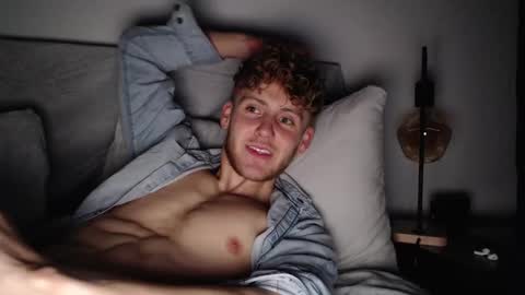 Snapshot of dominantalex182 chatting on January 22, 10:59 pm Alex...  online show from January 22, 10:59 pm