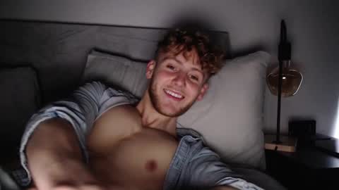 Snapshot of dominantalex182 chatting on January 23, 2:28 pm Alex...  online show from January 23, 2:28 pm