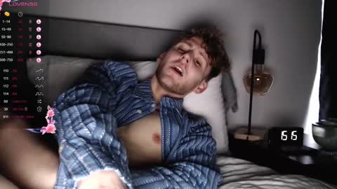 Snapshot of dominantalex182 chatting on February 12, 3:16 pm Alex...  online show from February 12, 3:16 pm