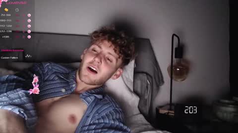 Snapshot of dominantalex182 chatting on February 15, 2:04 am Alex...  online show from February 15, 2:04 am