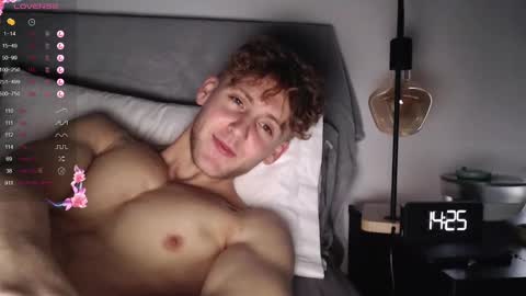 Snapshot of dominantalex182 chatting on February 21, 2:27 pm Alex...  online show from February 21, 2:27 pm