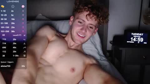 Snapshot of dominantalex182 chatting on September 30, 2:00 pm Alex...  online show from September 30, 2:00 pm