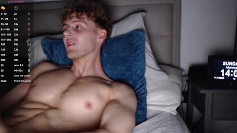 Snapshot of dominantalex182 chatting on October 12, 1:10 pm Alex...  online show from October 12, 1:10 pm