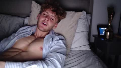 Snapshot of dominantalex182 chatting on October 25, 1:57 am Alex...  online show from October 25, 1:57 am