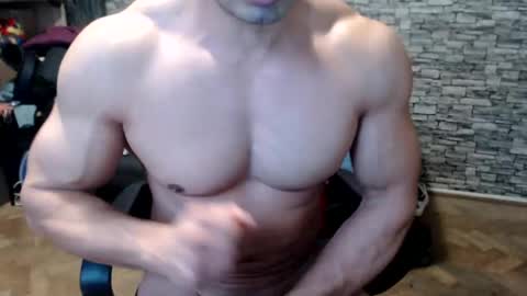 Snapshot of dominatemuscle chatting on December 21, 7:03 am Kevin online show from December 21, 7:03 am