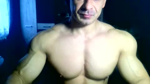 Snapshot of dominatemuscle chatting on November 27, 7:43 am Kevin online show from November 27, 7:43 am
