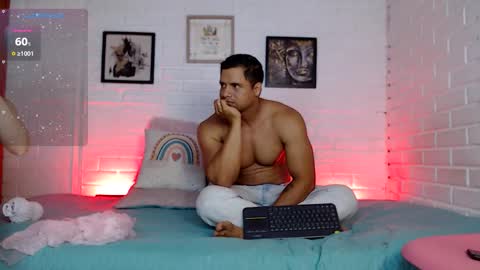 Dominc berry online show from November 12, 11:21 am