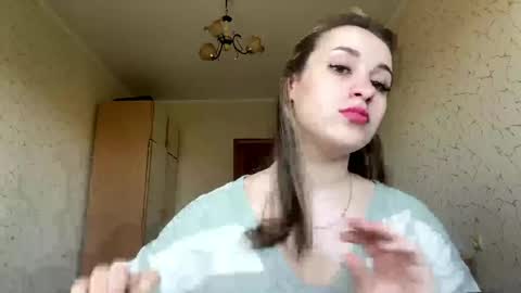 Snapshot of domingadandridge chatting on April 27, 8:01 am Mia online show from April 27, 8:01 am