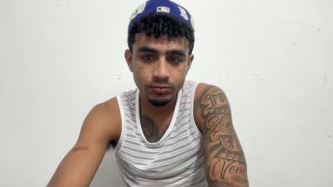 Snapshot of dominic_brand chatting on September 19, 8:16 am Brandon online show from September 19, 8:16 am