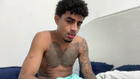 Snapshot of dominic_brand chatting on September 23, 5:21 am Brandon online show from September 23, 5:21 am