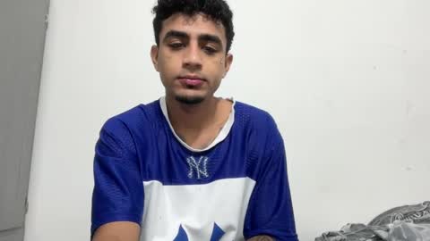 Snapshot of dominic_brand chatting on September 28, 1:44 am Brandon online show from September 28, 1:44 am