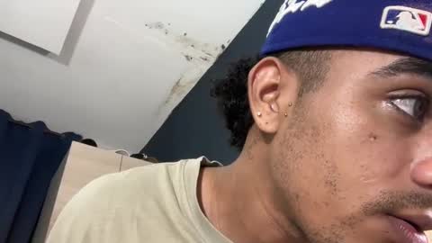 Snapshot of dominic_brand chatting on October 14, 8:04 am Brandon online show from October 14, 8:04 am