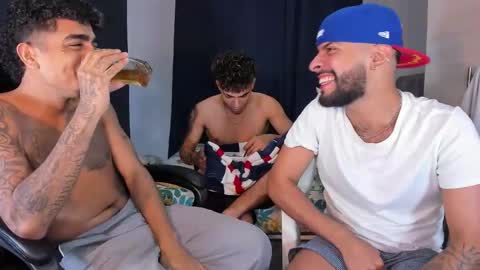 Snapshot of dominic_brand chatting on October 18, 5:43 am Brandon online show from October 18, 5:43 am