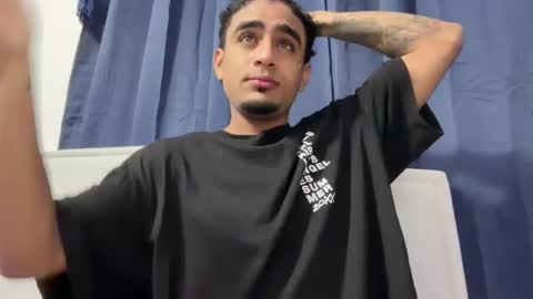 Snapshot of dominic_brand chatting on October 22, 8:36 am Brandon online show from October 22, 8:36 am