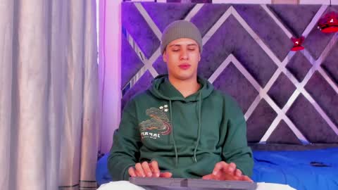 DOMI online show from April 2, 3:26 am