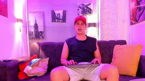 DOMI online show from April 13, 3:12 am