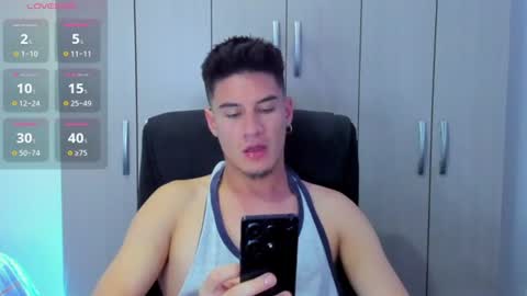 Snapshot of dominic_radccliffe chatting on June 23, 5:16 am Your real love online show from June 23, 5:16 am