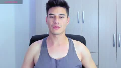 Snapshot of dominic_radccliffe chatting on July 4, 4:07 am Your real love online show from July 4, 4:07 am