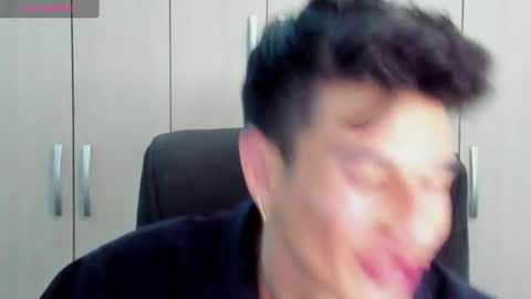 Snapshot of dominic_radccliffe chatting on July 16, 3:34 am Your real love online show from July 16, 3:34 am