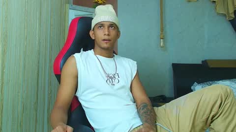 dominic_smith_ online show from June 8, 2:34 am