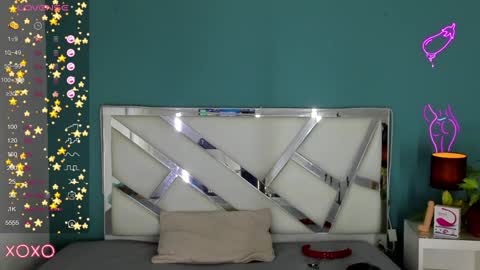 Dominic online show from December 12, 5:59 pm