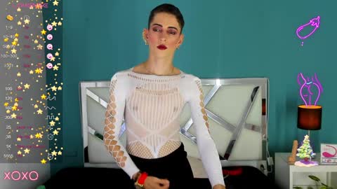 Dominic online show from December 17, 5:04 pm