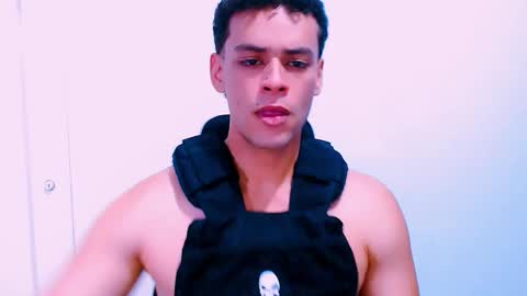 Snapshot of dominicblazze chatting on October 16, 7:15 pm Dominic online show from October 16, 7:15 pm