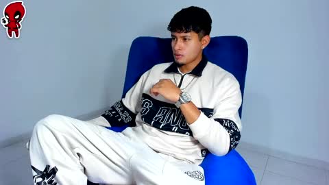  Dominic  online show from April 19, 1:16 am