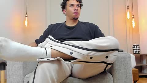 Dominick Star online show from February 7, 10:08 am