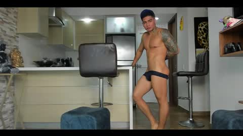 Only fans Ronnie col---InstaRonniecolleman  online show from February 12, 7:13 pm