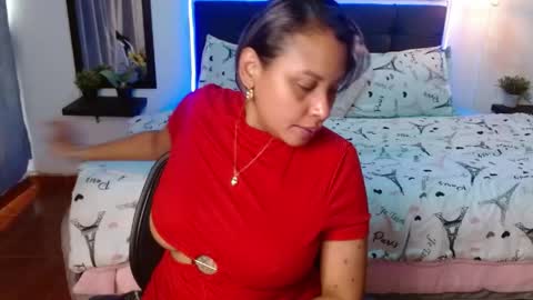  D O M I N K  online show from April 21, 7:50 pm