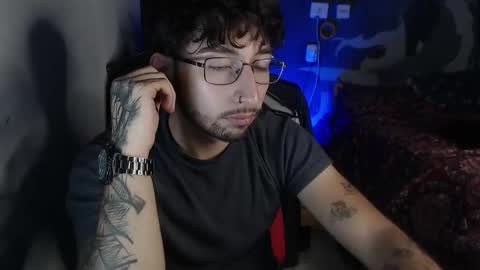 dominus_kane online show from November 2, 1:41 am