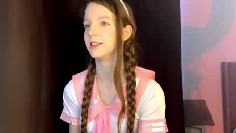 Kira online show from March 10, 7:52 pm