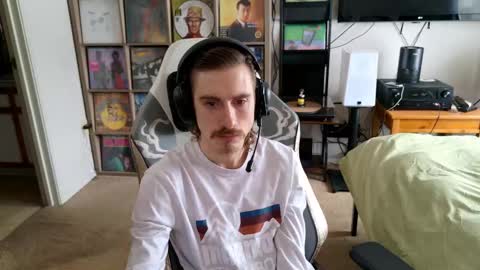 Snapshot of dommepleasemistress chatting on December 17, 8:10 pm dommepleasemistress online show from December 17, 8:10 pm