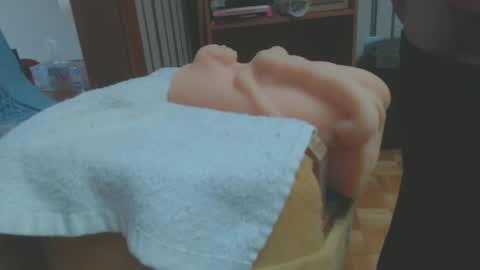 Snapshot of don_r55 chatting on December 28, 6:50 pm Don online show from December 28, 6:50 pm