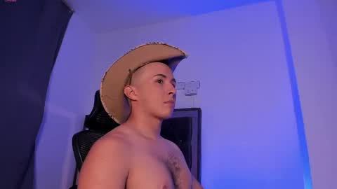 Donat Independent Model online show from April 14, 2:17 am